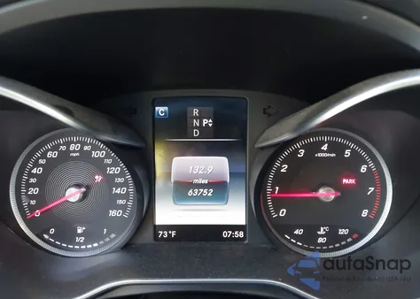 2016 Mercedes-Benz C 300 из США, поврежденный, VIN 55SWF4JB4GU171022